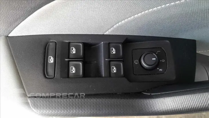 T-CROSS 1.0 200 TSI TOTAL FLEX COMFORTLINE AUTOMÁ