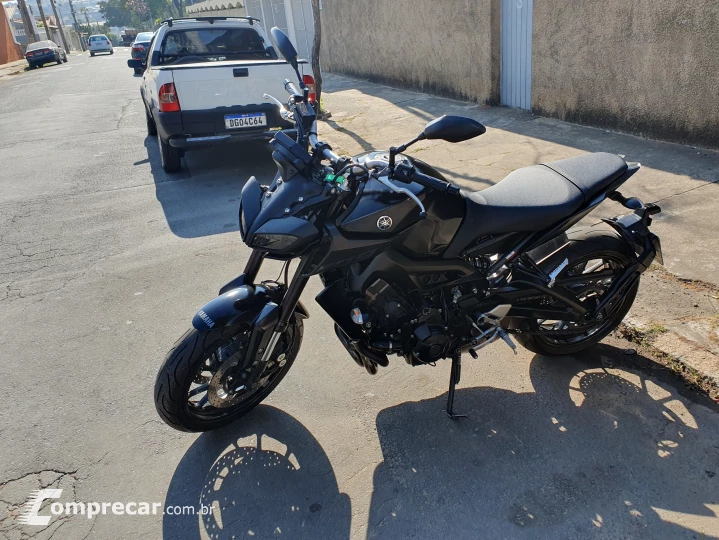 Mt 09 Abs