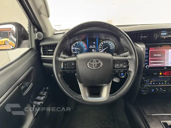 HILUX SW4 2.8 D-4d Turbo SRX 7L 4X4