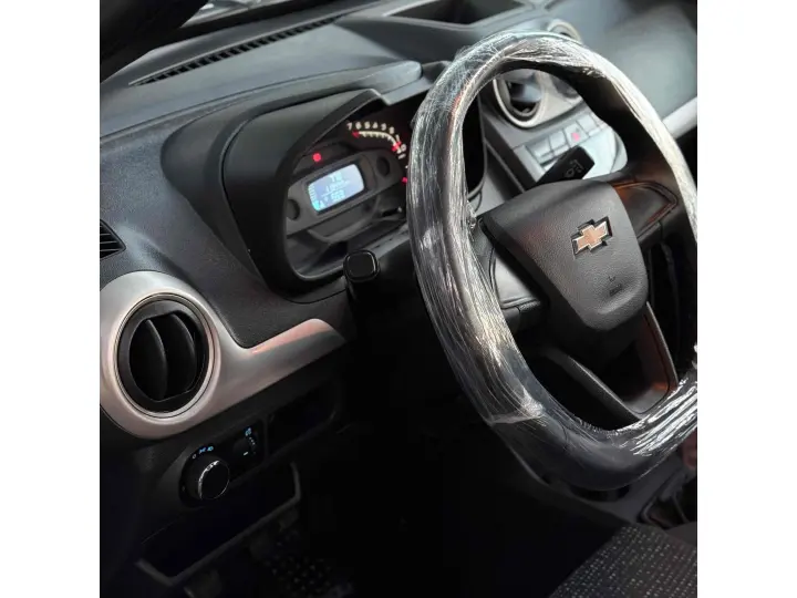 MONTANA 1.4 MPFI LS CS 8V FLEX 2P MANUAL