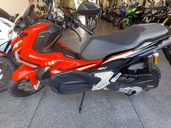 ADV 150