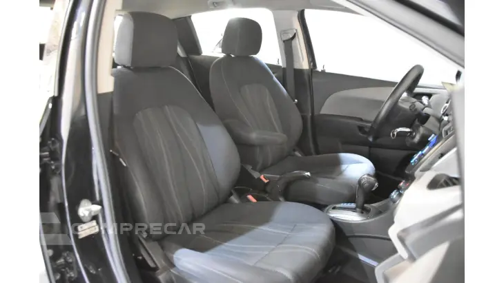 SONIC HATCH - 1.6 LT 16V 4P AUTOMÁTICO