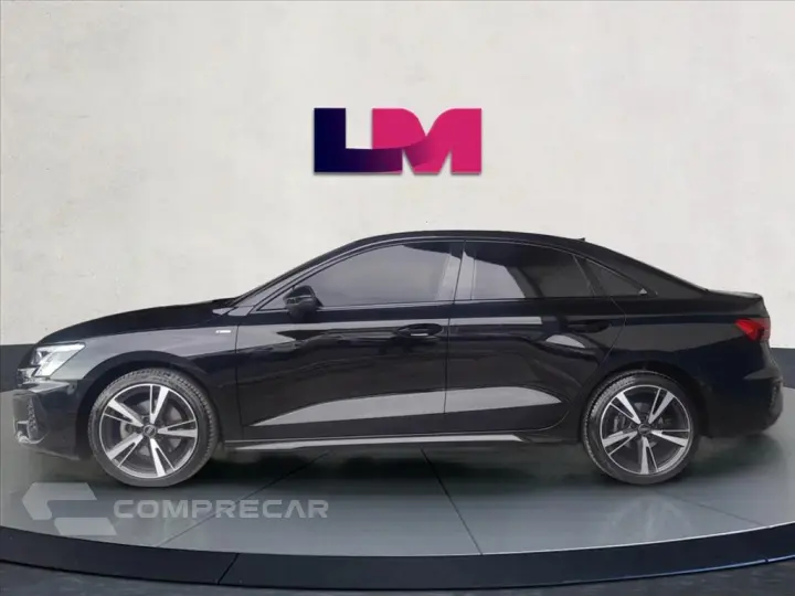 A3 2.0 40 TFSI MHEV SEDAN PERFORMANCE BLACK S-TRO