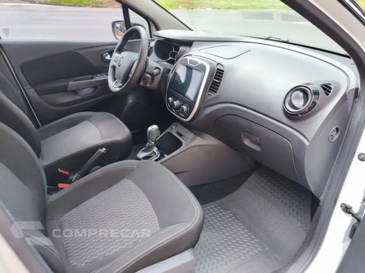 Captur 1.6 16V 4P FLEX SCE LIFE X-TRONIC CVT