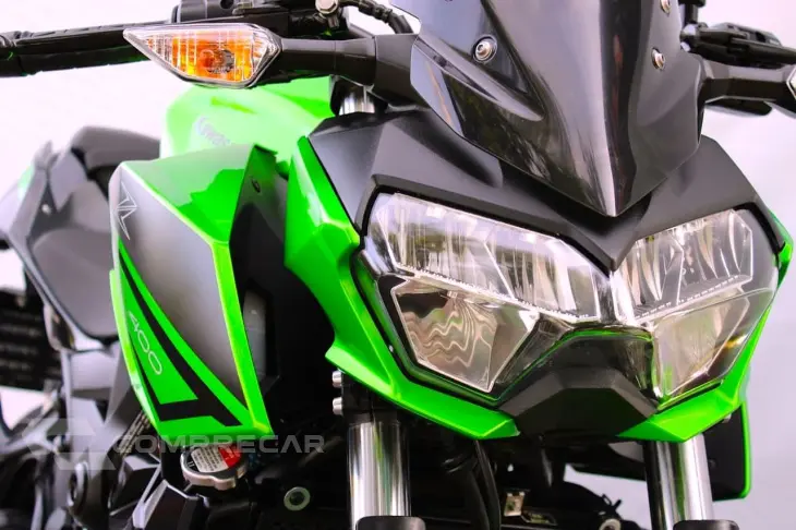 KAWASAKI Z400