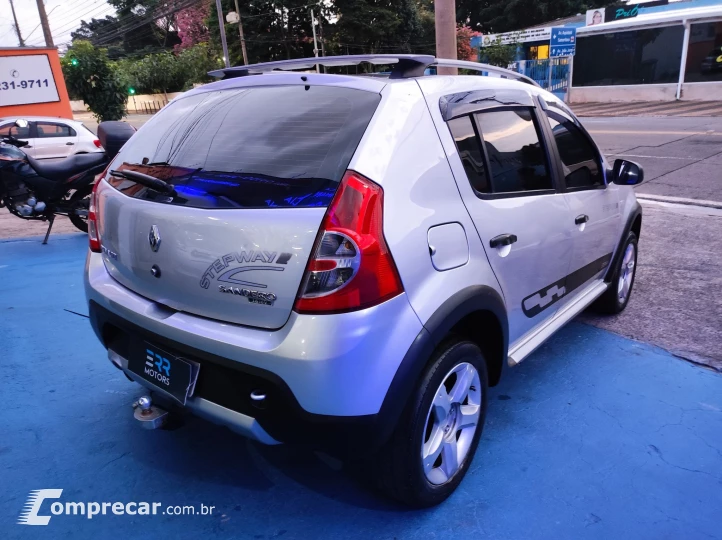 SANDERO 1.6 16V SCE Stepway