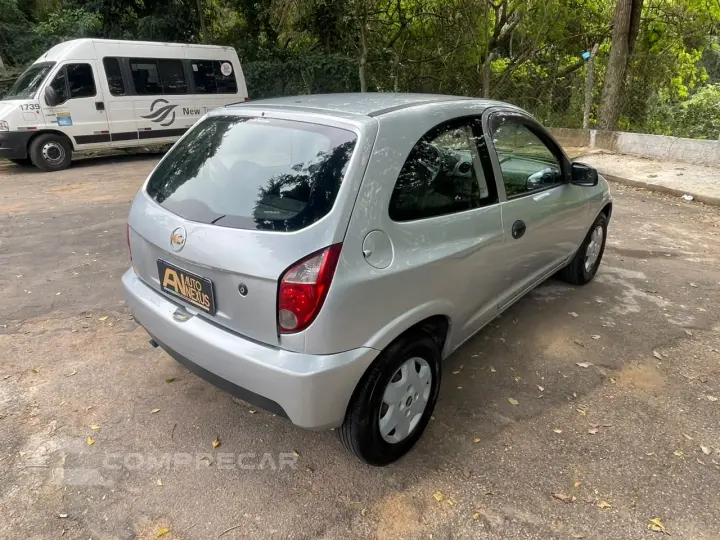 CELTA 1.0 MPFI Life 8V