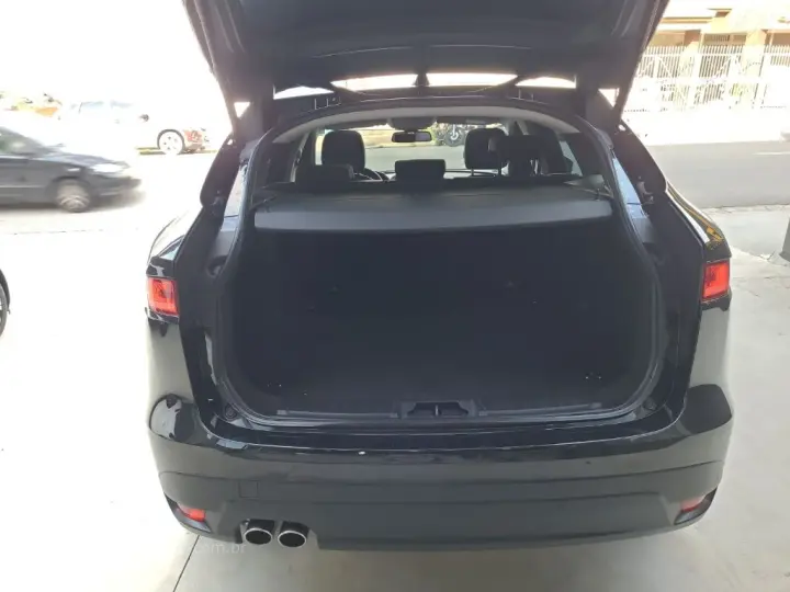 F-Pace 2.0 Prestige 180cv Diesel Aut.