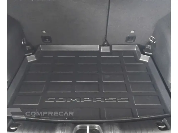 COMPASS 1.3 T270 TURBO FLEX LIMITED AT6