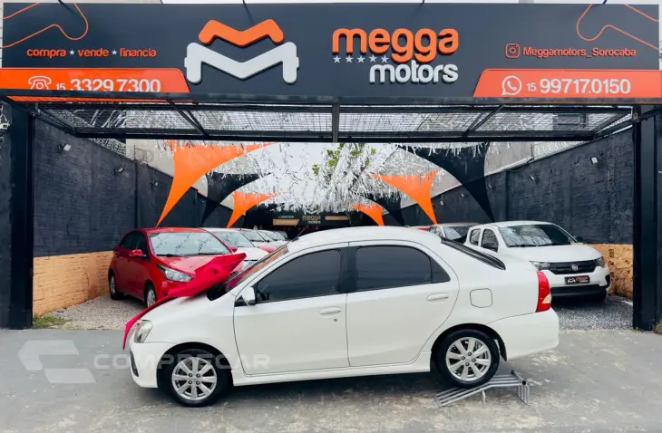 Etios Sedan 1.5 16V 4P FLEX XLS AUTOMÁTICO