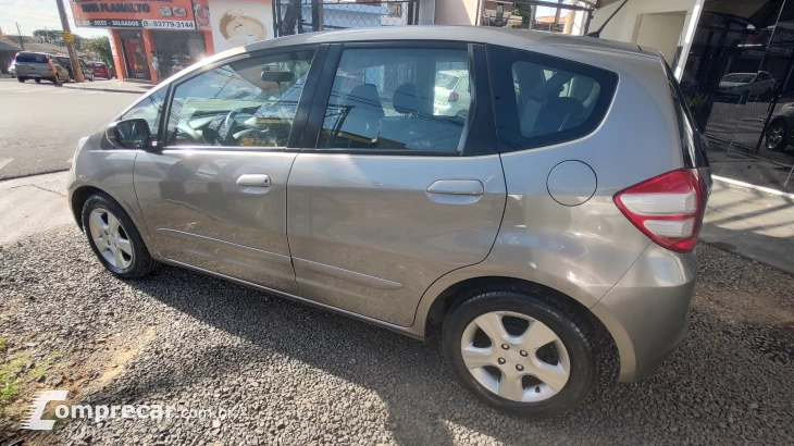 FIT 1.4 LX 8V