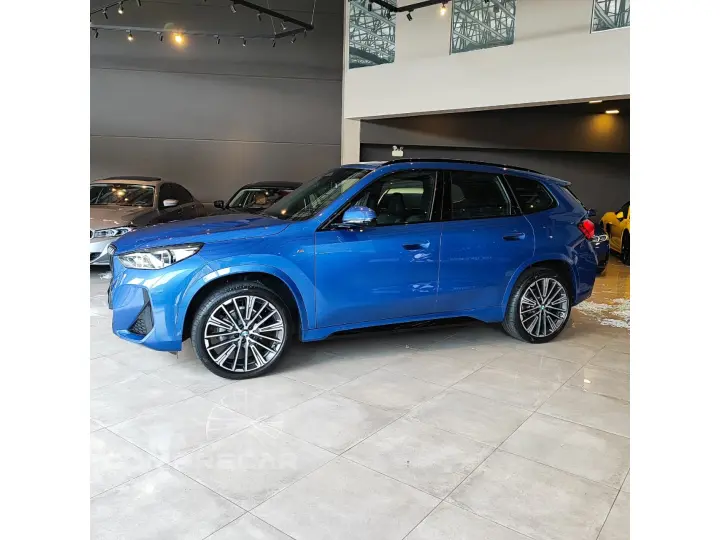 X1 2.0 16V TURBO GASOLINA SDRIVE20I M SPORT STEPTRONIC