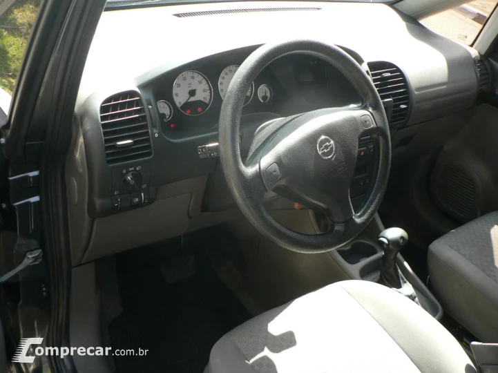 ZAFIRA 2.0 MPFI Expression 8V