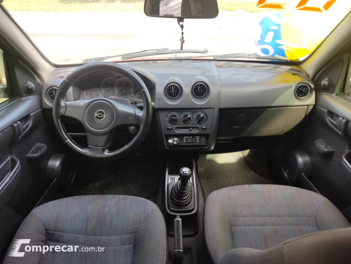 CELTA 1.0 MPFI Life 8V