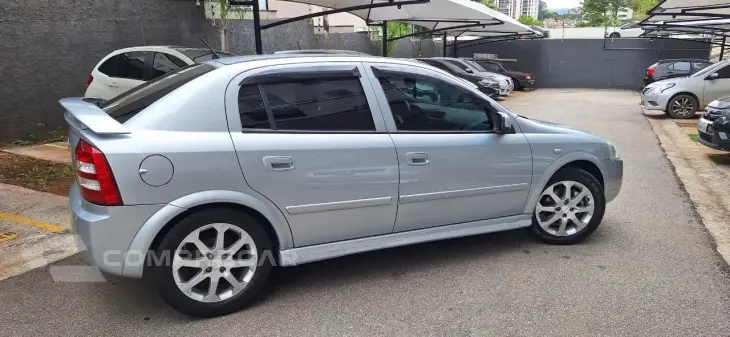 ASTRA 2.0 MPFI Advantage 8V