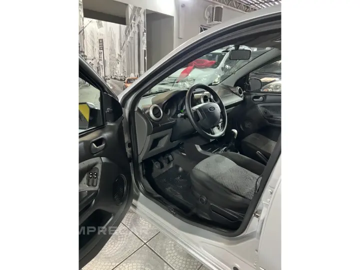 FIESTA 1.6 MPI CLASS HATCH 8V FLEX 4P MANUAL