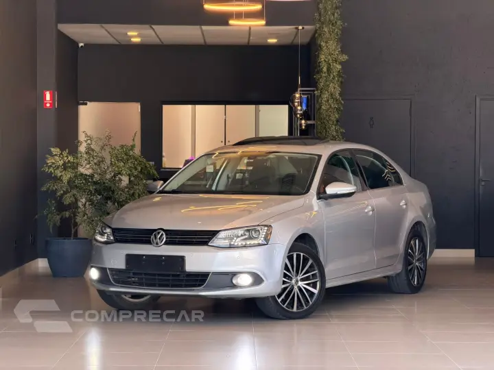 JETTA 2.0 TSI Highline 211cv