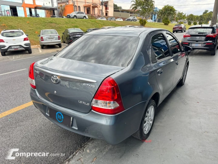 ETIOS XLS Sedan 1.5 Flex 16V 4p Mec.