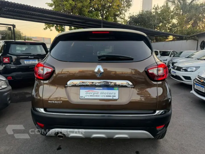Captur 1.6 16V 4P FLEX SCE INTENSE X-TRONIC CVT