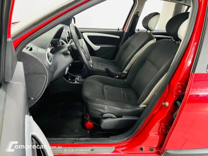 SANDERO STEPWAY