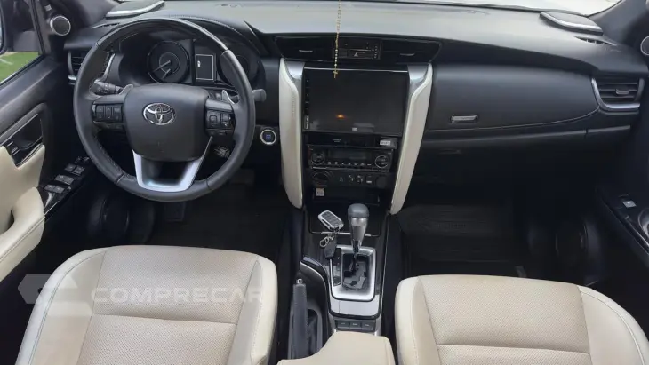 HILUX SW4 2.8 D-4d Turbo Diamond 7L 4X4