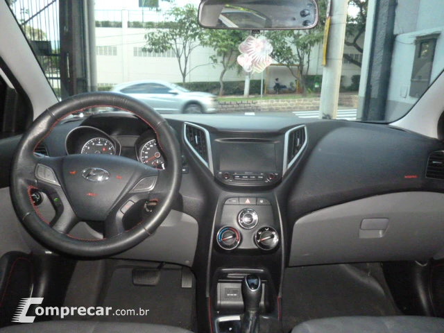 HB20S 1.6 Comfort 16V