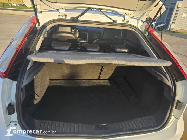 FOCUS 2.0 Titanium 16V