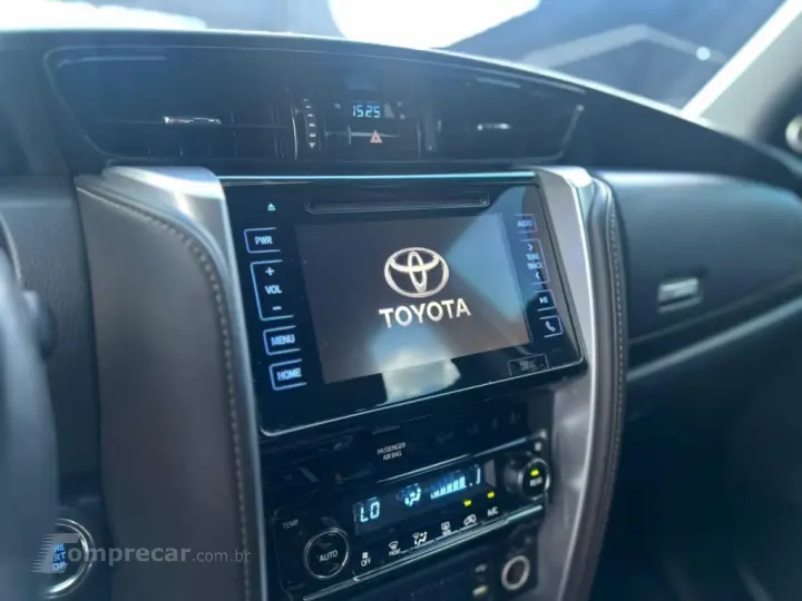 HILUX SW4 2.7 SRV 7 LUGARES 4X2 16V FLEX 4P AUTOMÁTICO