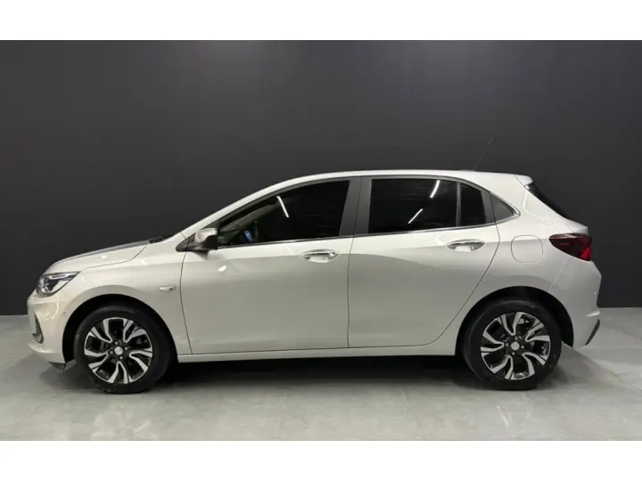 ONIX 1.0 TURBO FLEX PREMIER AUTOMÁTICO