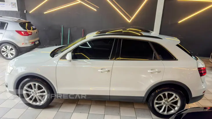 Q3 1.4 TFSI Ambiente Plus S Tronic