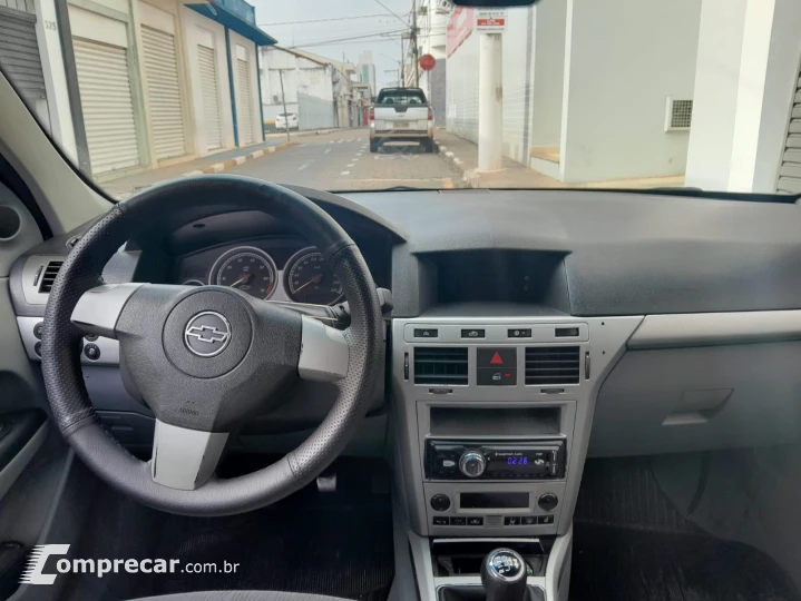 VECTRA 2.0 MPFI Elegance 8V 140cv