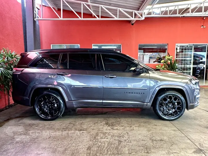 COMMANDER 1.3 T270 TURBO FLEX OVERLAND AT6