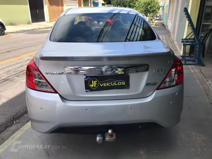 VERSA 1.6 16V Unique