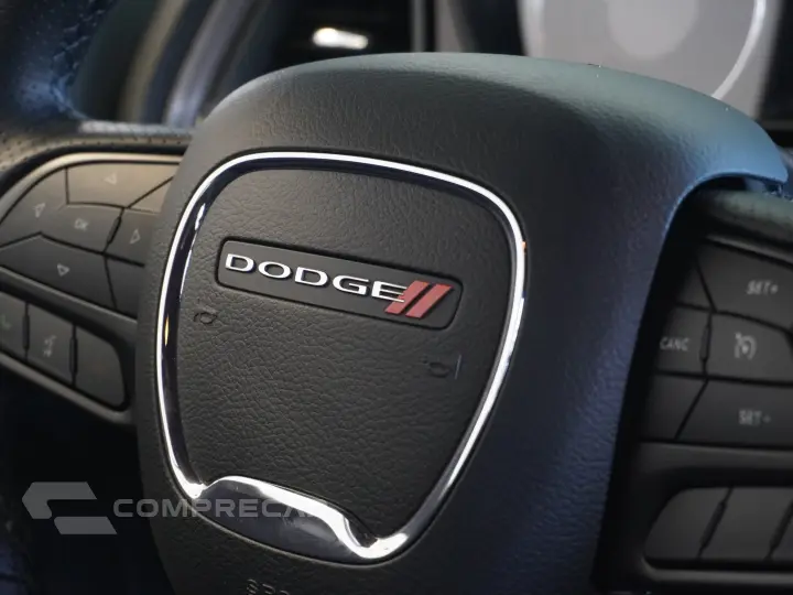 CHALLENGER 5.7 V8 HEMI GASOLINA R/T TORQUEFLITE