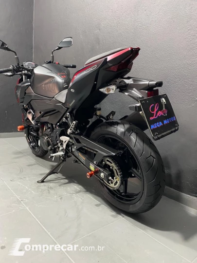 Z 400 ABS