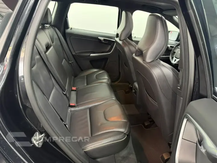 XC 60 T-5 R-DESIGN 2.0 FWD 5p