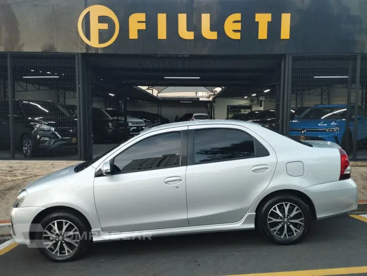 Etios Sedan 1.5 16V 4P FLEX PLATINUM AUTOMÁTICO