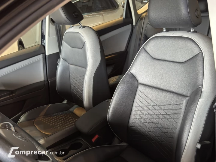 TAOS 1.4 250 TSI TOTAL FLEX COMFORTLINE AUTOMÁTICO