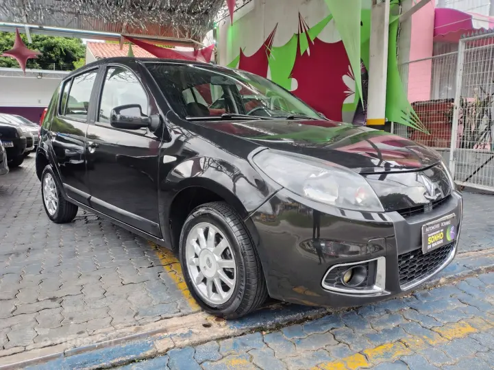 SANDERO 1.6 PRIVILEGE 8V