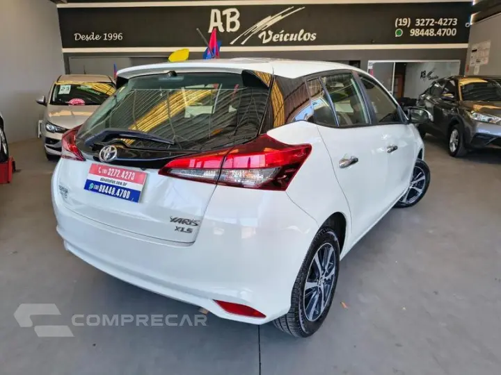 YARIS HB XLS15 AT