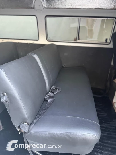 KOMBI 1.6 MI STD Lotação 8V