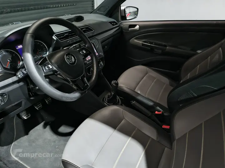 SAVEIRO 1.6 Cross CD 16V