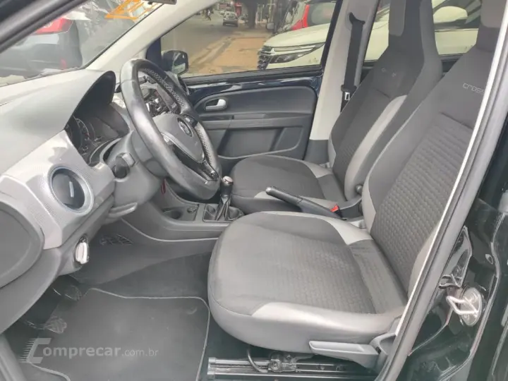 up! cross 1.0 TSI Total Flex 12V 5p