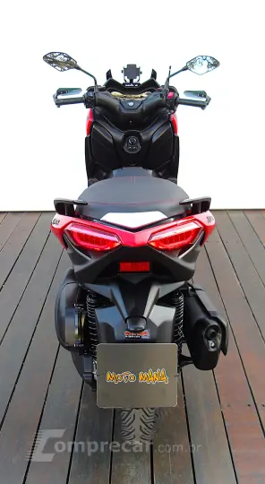 YAMAHA XMAX ABS