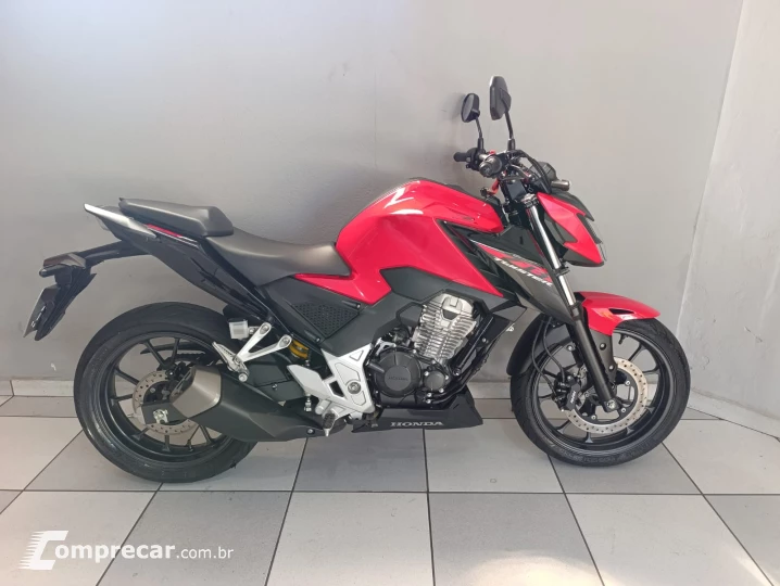 CB 300F