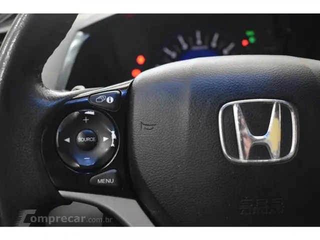 CIVIC - 1.8 EXS 16V 4P AUTOMÁTICO