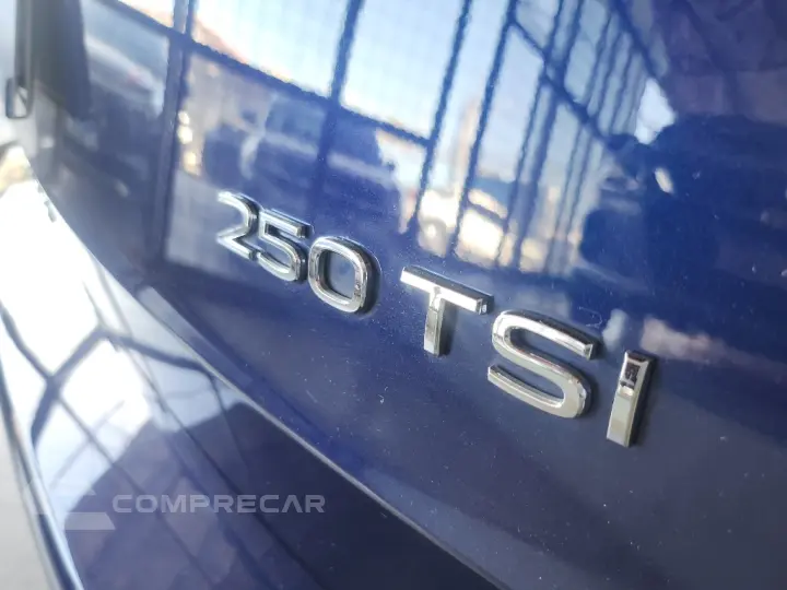 TAOS 1.4 250 TSI TOTAL FLEX HIGHLINE AUTOMÁTICO