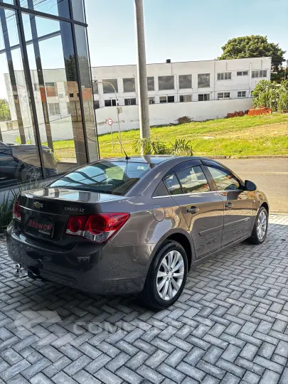 CRUZE 1.4 LT
