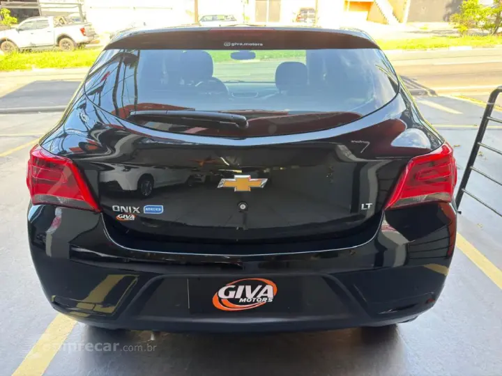 ONIX HATCH LT 1.0 8V FlexPower 5p Mec.