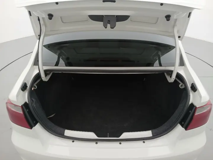 VOYAGE 1.0 12V MPI TOTALFLEX 4P MANUAL